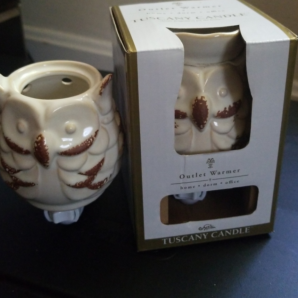 Two Tuscany candle outlet warmers